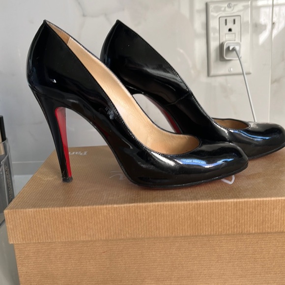 Black Christian loubtouin heels - Picture 1 of 11